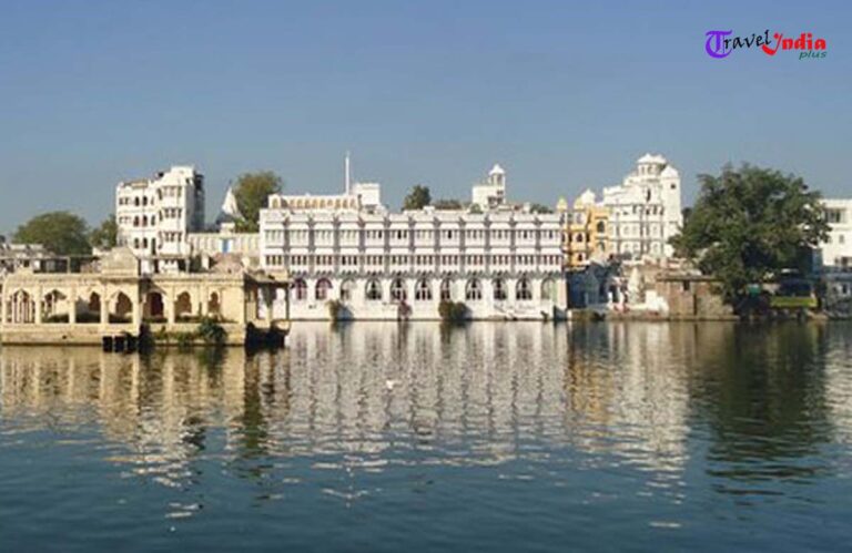 Udaipur Lakes And Palaces Are Most Vibrant Charm In Rajasthan
